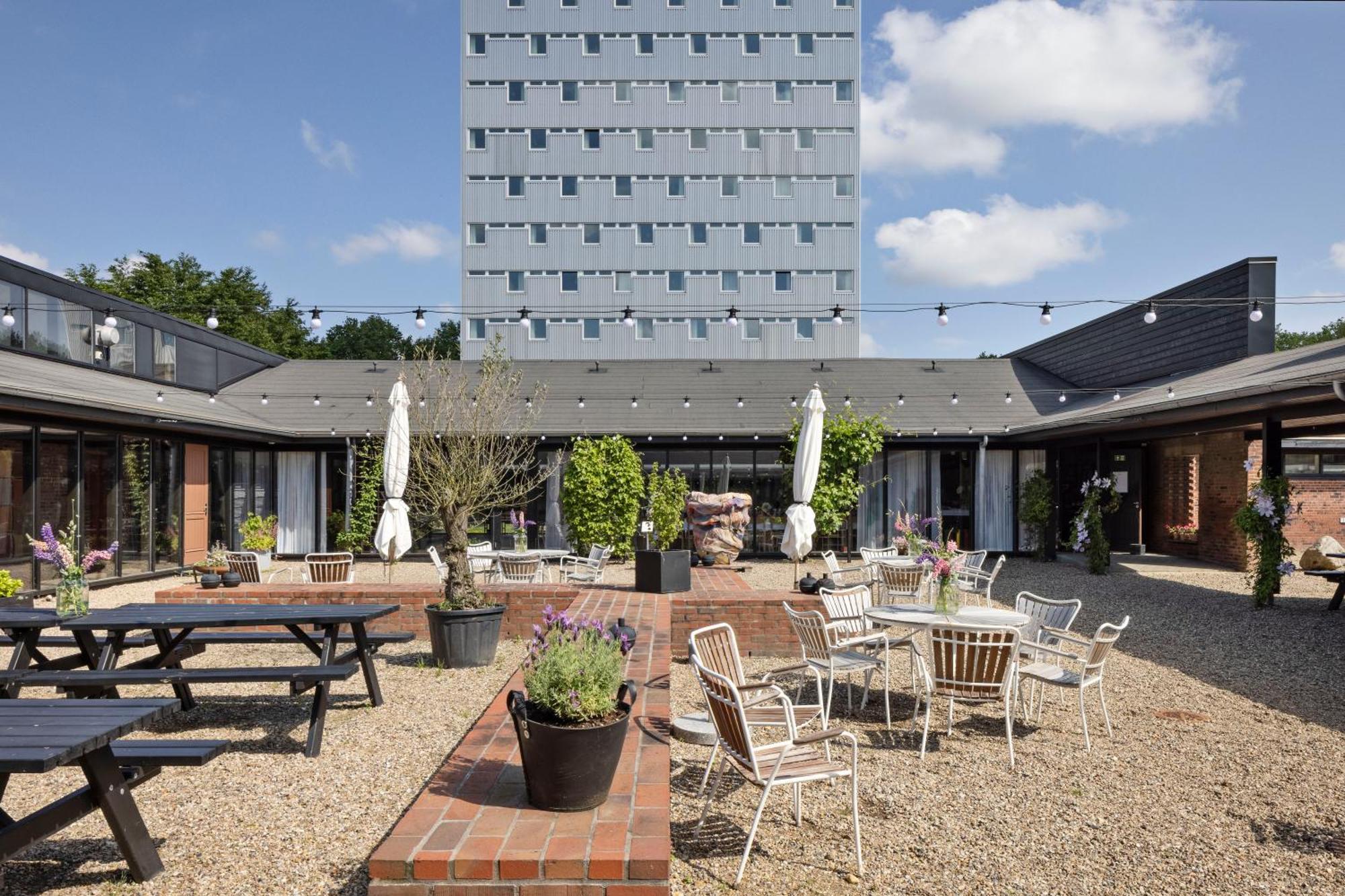 Hojhuset Kulturhotel Herning Eksteriør bilde